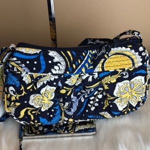 Vera Bradley Crossbody w/ coin purse